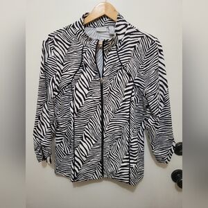 Chico's Zenergy Black & White Zebra-Print Zip Front Jacket